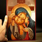 На память: Деревянная икона Богоматери "Не рыдай Мене, Мати" — фотография 1
