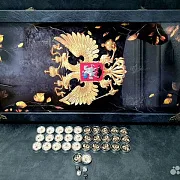 Нарды под стеклом «Золотой Герб России» — оригинальный подарок — фотография 3