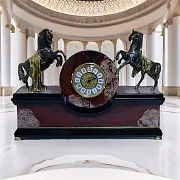 Ручная работа: Каминные часы «Кони» из яшмы и долерита — фотография 1