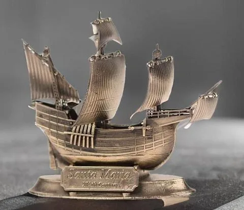На память: Бронзовая модель корабля «Санта-Мария», 1:350