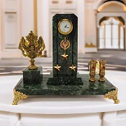 Часы «Погон» с гербом ФСБ и подставками в подарок — фотография 1