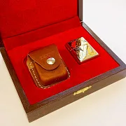 Подарочная сувенирная зажигалка Zippo "Хищник" — фотография 2