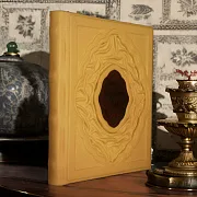На память: Светлый праздник пасхи — книга в кожаном переплёте — фотография 1